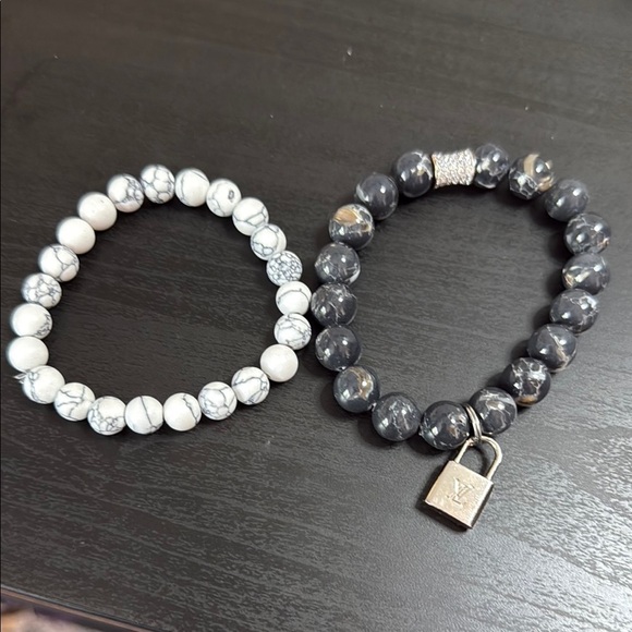 Black and White Beaded Bracelets with Lock Charm - Picture 3 of 4